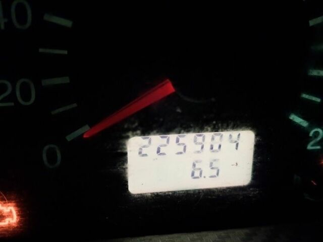 Серый ВАЗ 2115 Самара, объемом двигателя 0 л и пробегом 225 тыс. км за 2000 $, фото 2 на Automoto.ua