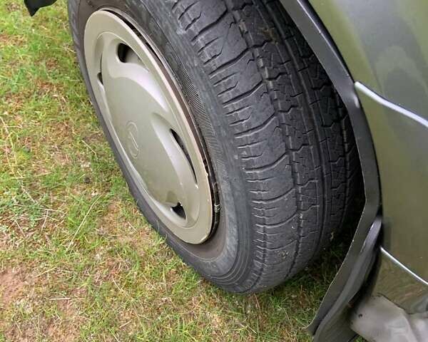 Серый ВАЗ 2115 Самара, объемом двигателя 1.6 л и пробегом 155 тыс. км за 2500 $, фото 13 на Automoto.ua