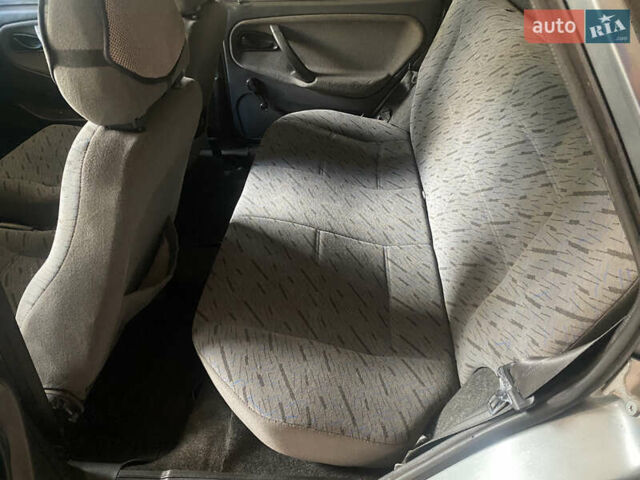 ВАЗ 2115 Самара 2011 в Чернигове на Automoto.ua Серый ВАЗ 2115 Самара, объемом двигателя 1.6 л и пробегом 166 тыс. км за 1700 $, фото 5 на Automoto.ua