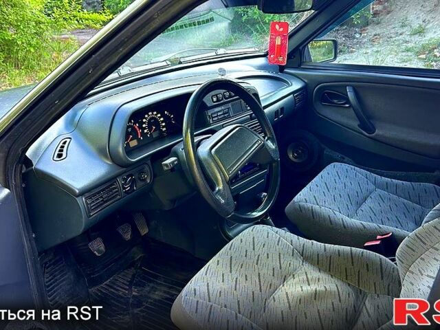 Серый ВАЗ 2115 Самара, объемом двигателя 1.6 л и пробегом 170 тыс. км за 2800 $, фото 7 на Automoto.ua