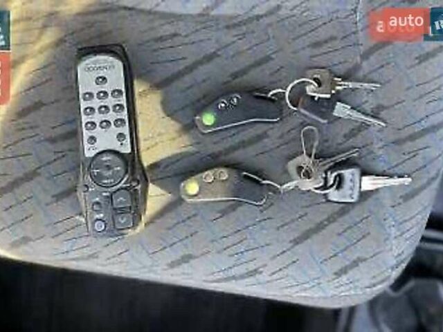 Сірий ВАЗ 2115 Самара, об'ємом двигуна 1.6 л та пробігом 250 тис. км за 1650 $, фото 31 на Automoto.ua