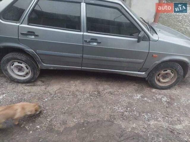 Серый ВАЗ 2115 Самара, объемом двигателя 1.61 л и пробегом 164 тыс. км за 2000 $, фото 1 на Automoto.ua