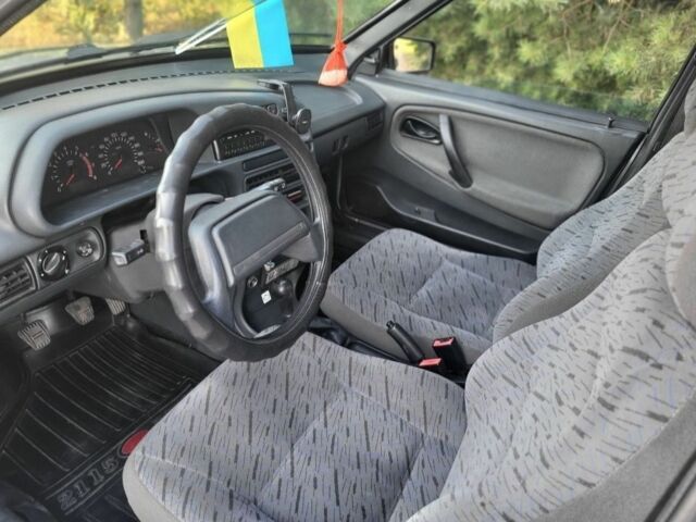 Сірий ВАЗ 2115 Самара, об'ємом двигуна 1.6 л та пробігом 180 тис. км за 2700 $, фото 1 на Automoto.ua