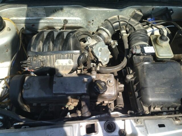 Серый ВАЗ 2115 Самара, объемом двигателя 0 л и пробегом 300 тыс. км за 677 $, фото 6 на Automoto.ua