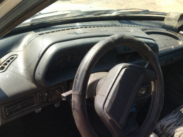 Серый ВАЗ 2115 Самара, объемом двигателя 0 л и пробегом 300 тыс. км за 677 $, фото 5 на Automoto.ua