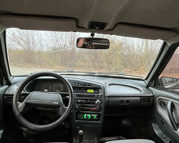 Серый ВАЗ 2115 Самара, объемом двигателя 1.6 л и пробегом 320 тыс. км за 1700 $, фото 9 на Automoto.ua