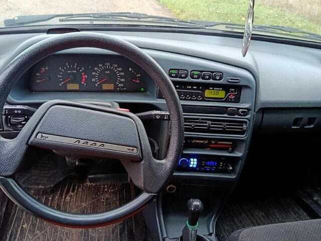 Сірий ВАЗ 2115 Самара, об'ємом двигуна 1.6 л та пробігом 143 тис. км за 3200 $, фото 4 на Automoto.ua