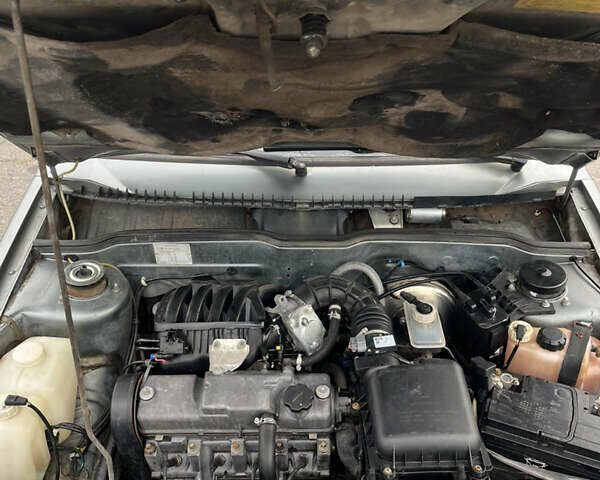 Серый ВАЗ 2115 Самара, объемом двигателя 1.6 л и пробегом 320 тыс. км за 1700 $, фото 8 на Automoto.ua