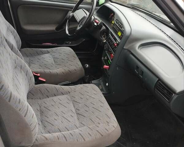 Сірий ВАЗ 2115 Самара, об'ємом двигуна 1.6 л та пробігом 150 тис. км за 2250 $, фото 8 на Automoto.ua