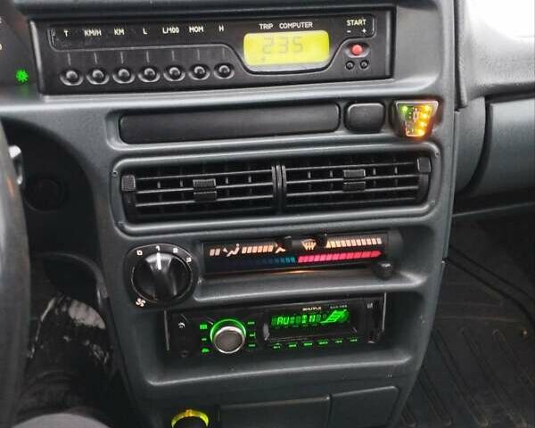 Серый ВАЗ 2115 Самара, объемом двигателя 1.6 л и пробегом 151 тыс. км за 2250 $, фото 12 на Automoto.ua