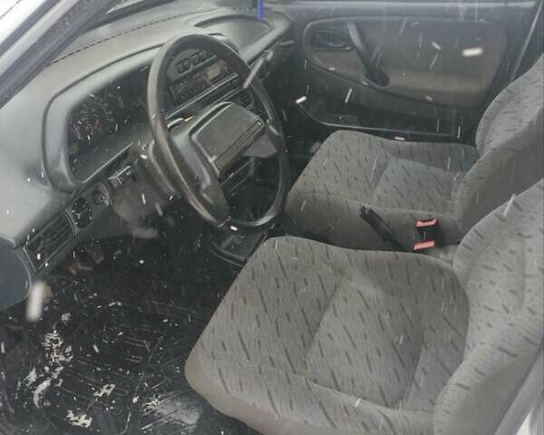 Серый ВАЗ 2115 Самара, объемом двигателя 1.6 л и пробегом 150 тыс. км за 2250 $, фото 5 на Automoto.ua