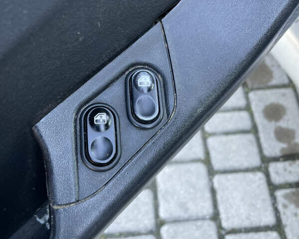 Сірий ВАЗ 2115 Самара, об'ємом двигуна 1.6 л та пробігом 250 тис. км за 1650 $, фото 10 на Automoto.ua