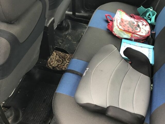 Сірий ВАЗ 2115 Самара, об'ємом двигуна 1.6 л та пробігом 126 тис. км за 2800 $, фото 4 на Automoto.ua