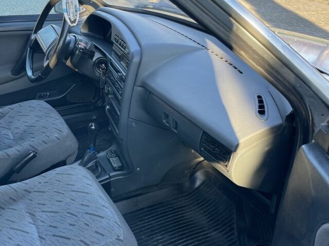 Сірий ВАЗ 2115 Самара, об'ємом двигуна 1.6 л та пробігом 250 тис. км за 1550 $, фото 11 на Automoto.ua