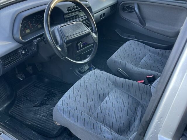 Сірий ВАЗ 2115 Самара, об'ємом двигуна 1.6 л та пробігом 250 тис. км за 1550 $, фото 7 на Automoto.ua