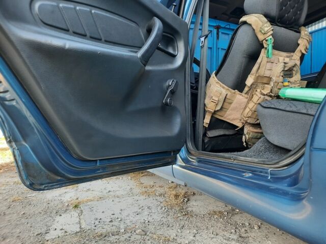 Синий ВАЗ 2115 Самара, объемом двигателя 1.5 л и пробегом 150 тыс. км за 1700 $, фото 8 на Automoto.ua