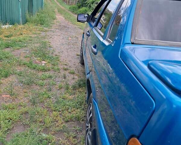 Синий ВАЗ 2115 Самара, объемом двигателя 1.5 л и пробегом 326 тыс. км за 1600 $, фото 5 на Automoto.ua