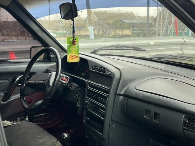 Синий ВАЗ 2115 Самара, объемом двигателя 1.6 л и пробегом 164 тыс. км за 1550 $, фото 9 на Automoto.ua