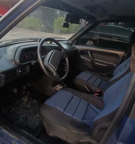 ВАЗ 2115 Самара 2003 в Черновцах на Automoto.ua Синий ВАЗ 2115 Самара, объемом двигателя 1.6 л и пробегом 89 тыс. км за 2410 $, фото 9 на Automoto.ua