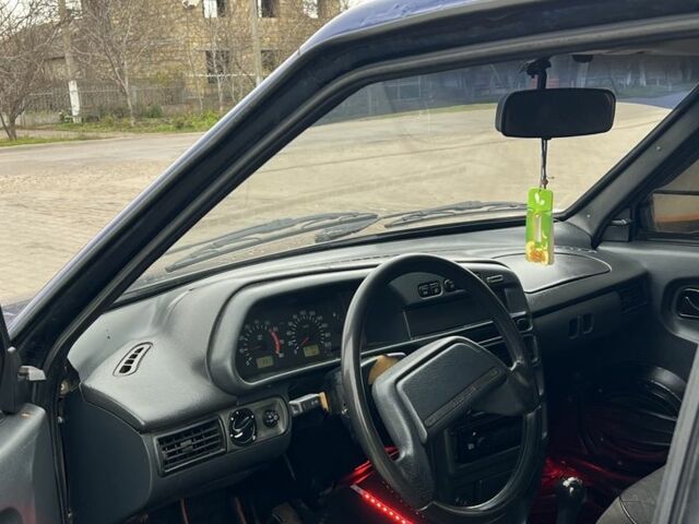 Синий ВАЗ 2115 Самара, объемом двигателя 1.6 л и пробегом 164 тыс. км за 1550 $, фото 6 на Automoto.ua