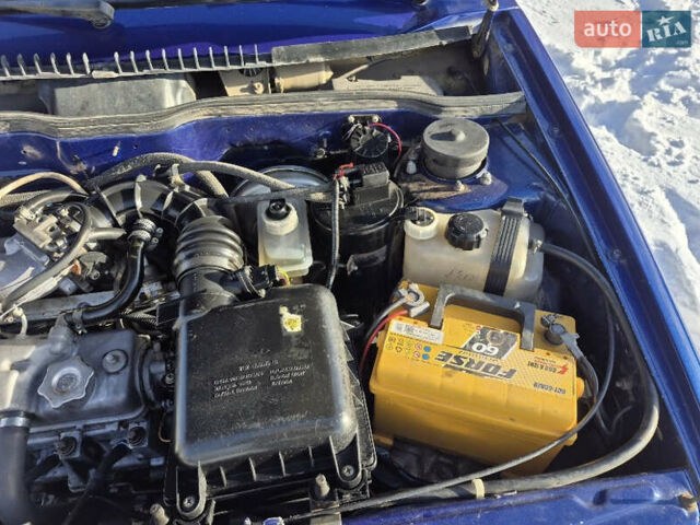 Синий ВАЗ 2115 Самара, объемом двигателя 1.5 л и пробегом 160 тыс. км за 1950 $, фото 7 на Automoto.ua