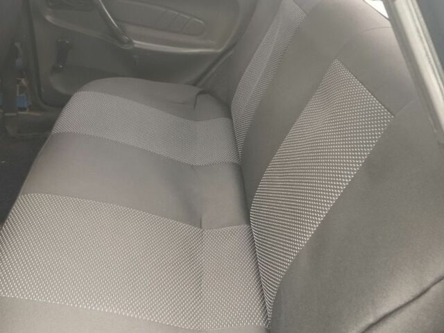 Синий ВАЗ 2115 Самара, объемом двигателя 1.5 л и пробегом 280 тыс. км за 1000 $, фото 9 на Automoto.ua