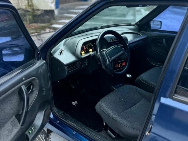 Синій ВАЗ 2115 Самара, об'ємом двигуна 1.5 л та пробігом 210 тис. км за 1750 $, фото 4 на Automoto.ua