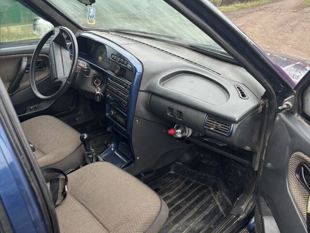 Синий ВАЗ 2115 Самара, объемом двигателя 1.5 л и пробегом 129 тыс. км за 950 $, фото 5 на Automoto.ua