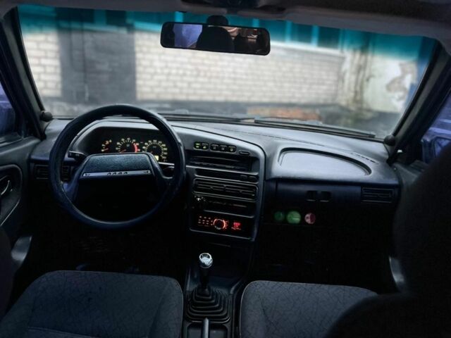 Синій ВАЗ 2115 Самара, об'ємом двигуна 1.5 л та пробігом 210 тис. км за 1750 $, фото 6 на Automoto.ua