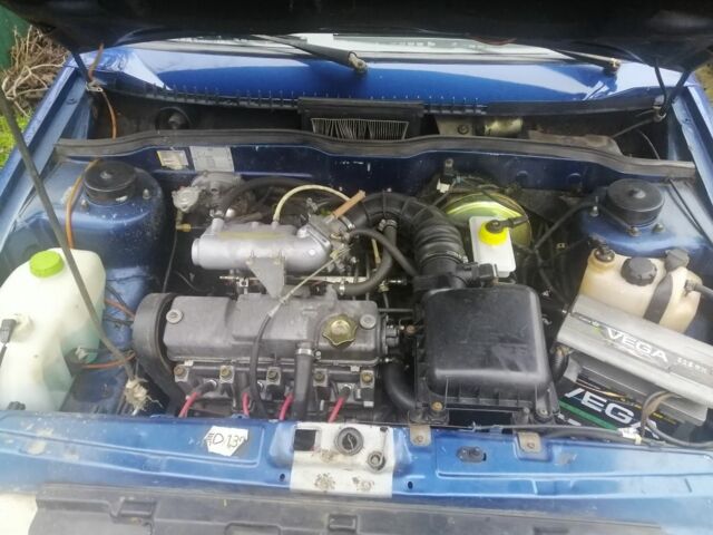 Синий ВАЗ 2115 Самара, объемом двигателя 1.5 л и пробегом 200 тыс. км за 2150 $, фото 13 на Automoto.ua