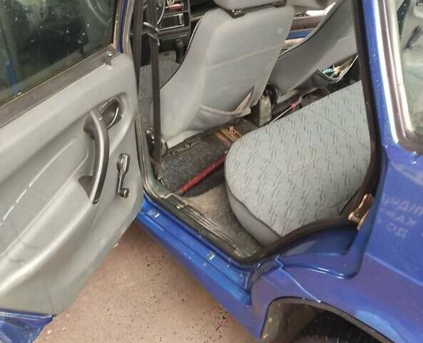 Синій ВАЗ 2115 Самара, об'ємом двигуна 1.5 л та пробігом 148 тис. км за 1800 $, фото 3 на Automoto.ua