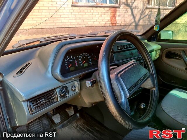 Синий ВАЗ 2115 Самара, объемом двигателя 1.6 л и пробегом 235 тыс. км за 1750 $, фото 9 на Automoto.ua