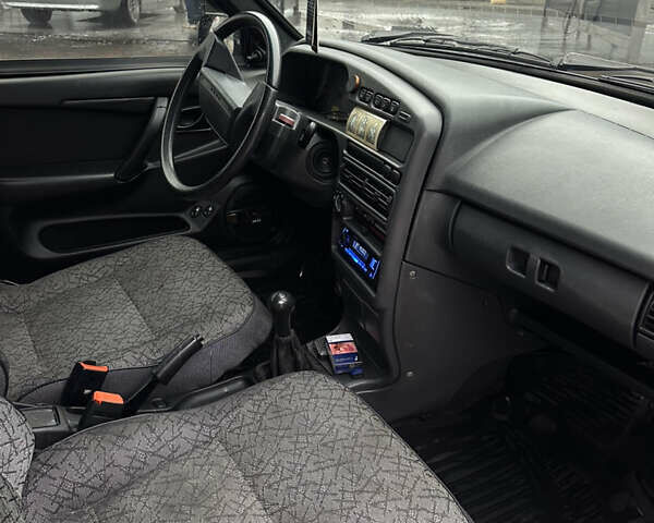 Синій ВАЗ 2115 Самара, об'ємом двигуна 1.6 л та пробігом 267 тис. км за 2200 $, фото 5 на Automoto.ua