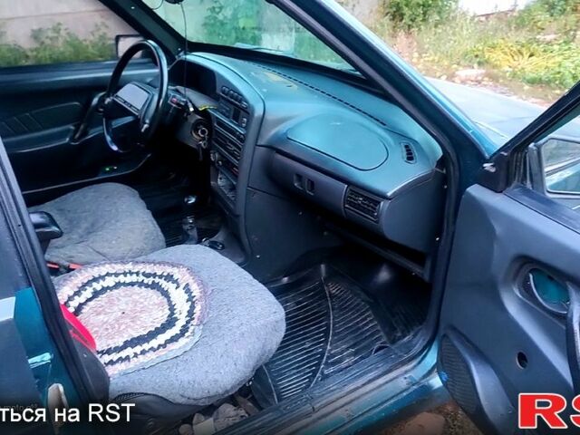 Зеленый ВАЗ 2115 Самара, объемом двигателя 1.5 л и пробегом 235 тыс. км за 1000 $, фото 1 на Automoto.ua