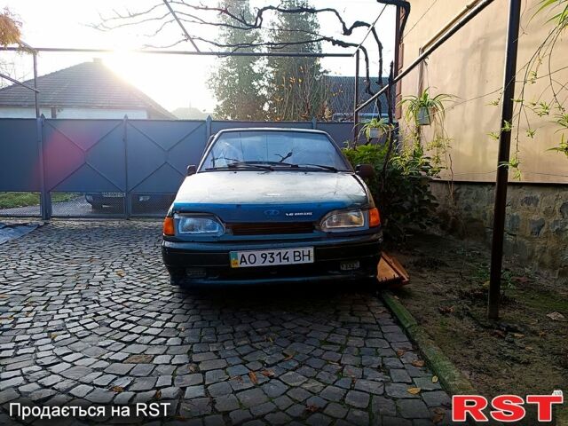 Зеленый ВАЗ 2115 Самара, объемом двигателя 1.5 л и пробегом 200 тыс. км за 600 $, фото 1 на Automoto.ua