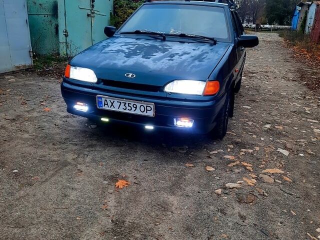 Зеленый ВАЗ 2115 Самара, объемом двигателя 1.5 л и пробегом 200 тыс. км за 2000 $, фото 1 на Automoto.ua