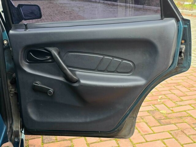 Зеленый ВАЗ 2115 Самара, объемом двигателя 1.5 л и пробегом 131 тыс. км за 1800 $, фото 12 на Automoto.ua