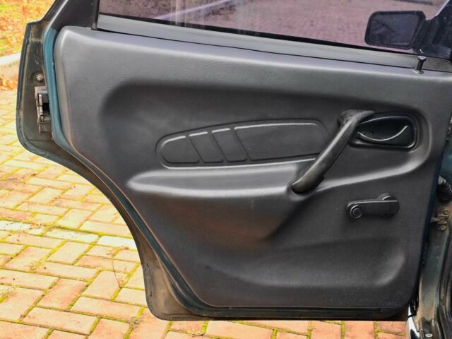 Зеленый ВАЗ 2115 Самара, объемом двигателя 1.5 л и пробегом 131 тыс. км за 1800 $, фото 11 на Automoto.ua