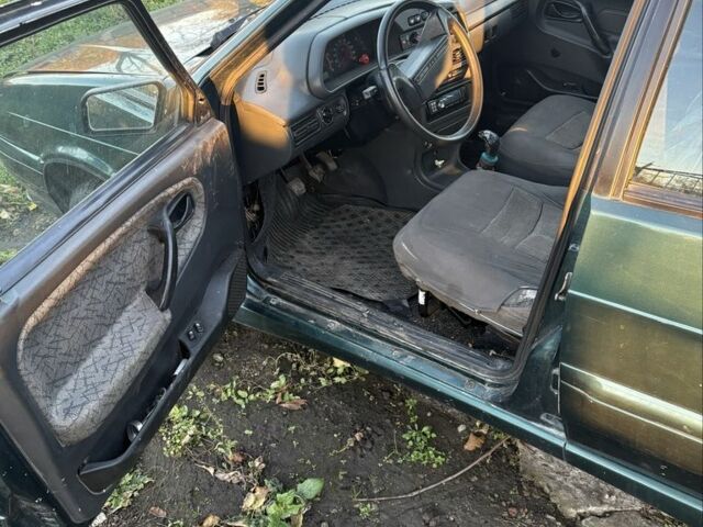 Зеленый ВАЗ 2115 Самара, объемом двигателя 1.5 л и пробегом 1 тыс. км за 800 $, фото 3 на Automoto.ua