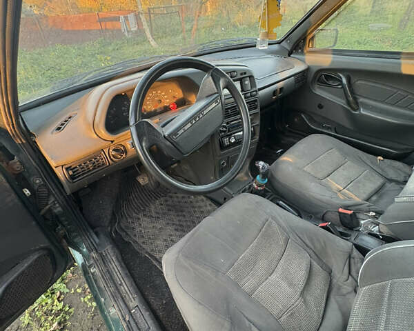 ВАЗ 2115 Самара 2003 в Львове на Automoto.ua Зеленый ВАЗ 2115 Самара, объемом двигателя 1.5 л и пробегом 1 тыс. км за 800 $, фото 4 на Automoto.ua