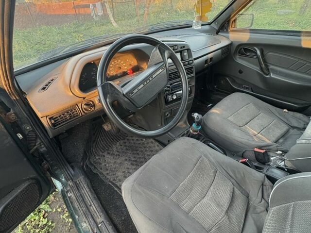 Зеленый ВАЗ 2115 Самара, объемом двигателя 1.5 л и пробегом 1 тыс. км за 800 $, фото 2 на Automoto.ua