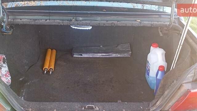 Зелений ВАЗ 2115 Самара, об'ємом двигуна 1.5 л та пробігом 230 тис. км за 1000 $, фото 7 на Automoto.ua