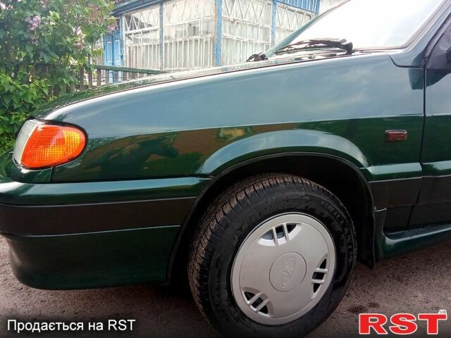 Зеленый ВАЗ 2115 Самара, объемом двигателя 1.5 л и пробегом 24 тыс. км за 3500 $, фото 3 на Automoto.ua