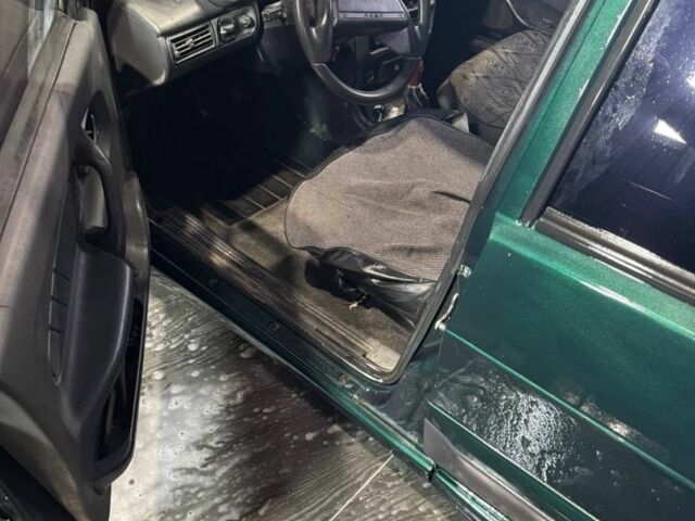 ВАЗ 2115 Самара 2003 у Рівному на Automoto.ua Зелений ВАЗ 2115 Самара, об'ємом двигуна 1.5 л та пробігом 258 тис. км за 1400 $, фото 5 на Automoto.ua