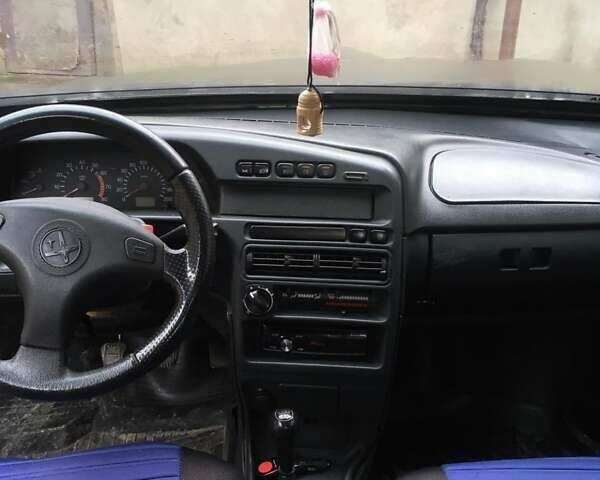 Зеленый ВАЗ 2115 Самара, объемом двигателя 1.5 л и пробегом 200 тыс. км за 1300 $, фото 7 на Automoto.ua