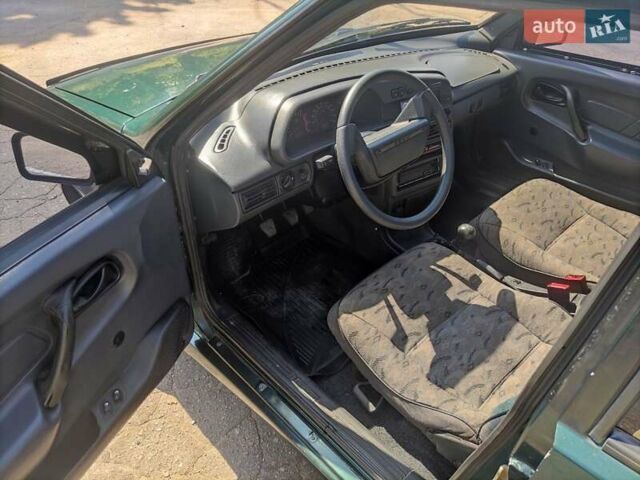 Зеленый ВАЗ 2115 Самара, объемом двигателя 1.5 л и пробегом 130 тыс. км за 2300 $, фото 11 на Automoto.ua