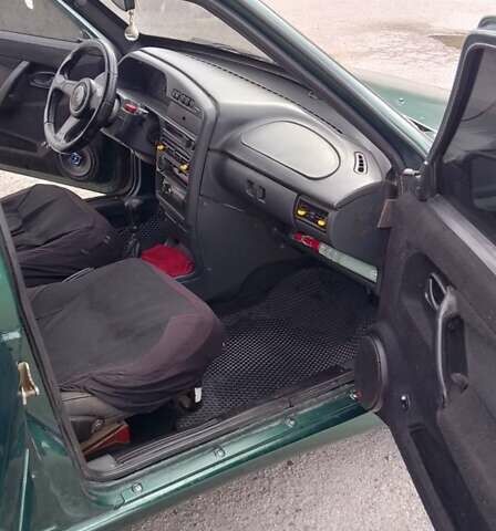 Зеленый ВАЗ 2115 Самара, объемом двигателя 1.6 л и пробегом 120 тыс. км за 1800 $, фото 1 на Automoto.ua