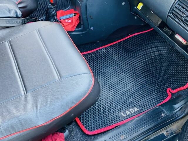 Зеленый ВАЗ 2115 Самара, объемом двигателя 1.5 л и пробегом 200 тыс. км за 2500 $, фото 6 на Automoto.ua