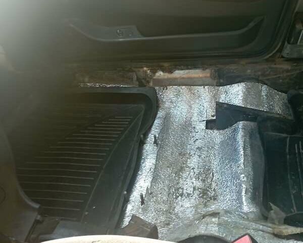 ВАЗ 2115 Самара 2006 в Самборе на Automoto.ua Зеленый ВАЗ 2115 Самара, объемом двигателя 1.5 л и пробегом 276 тыс. км за 1100 $, фото 7 на Automoto.ua