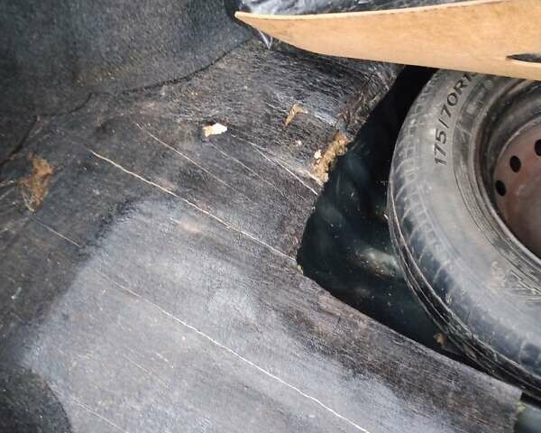 Зеленый ВАЗ 2115 Самара, объемом двигателя 1.6 л и пробегом 105 тыс. км за 1650 $, фото 12 на Automoto.ua